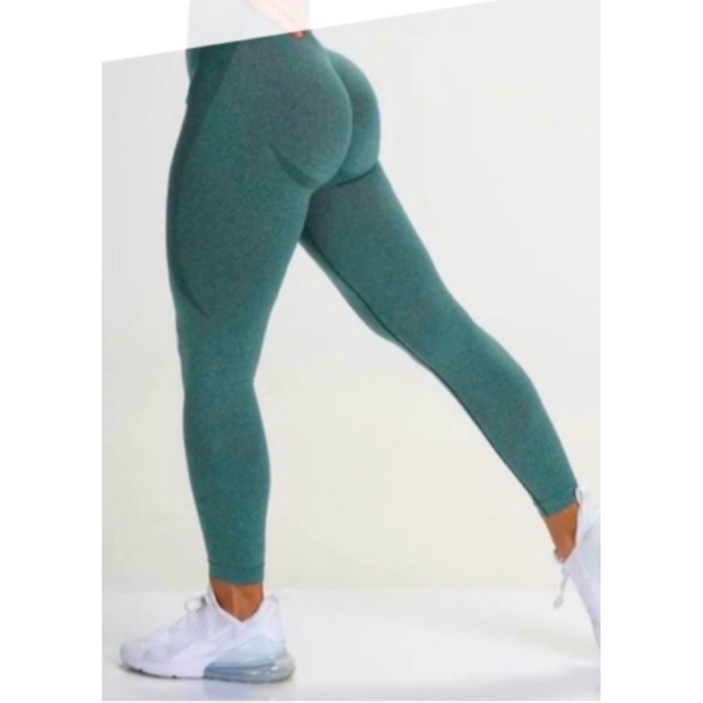 NVGTN green contour leggings